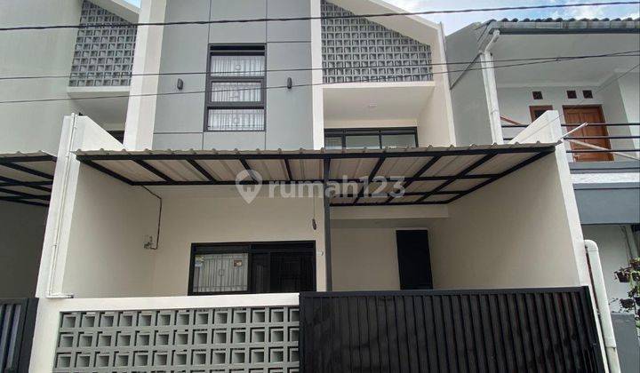 Rumah Siap Huni FULL FURNISHED di Komplek Margahayu Raya Metro 1