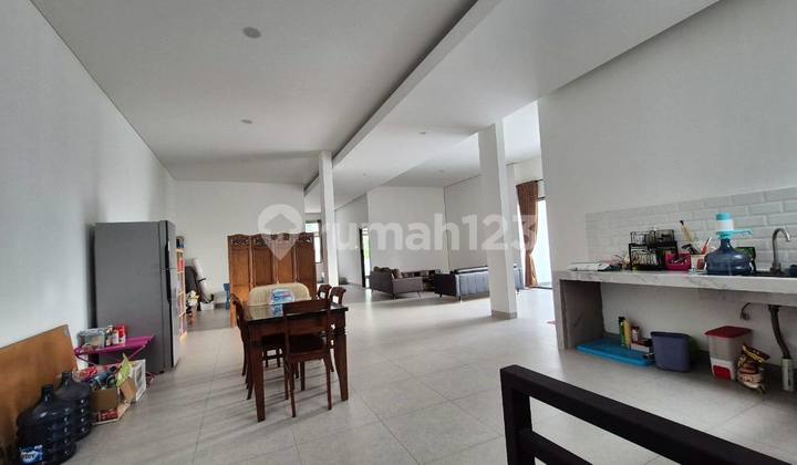 Rumah Modern 2,5 Lantai Siap Huni SHM, di Dago 2