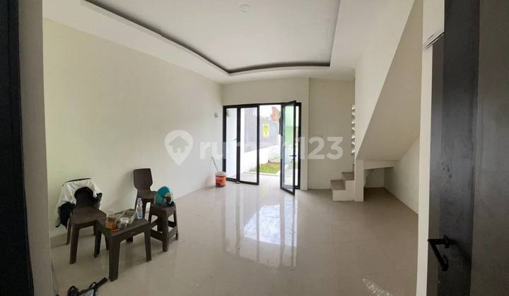 Rumah Modern 2 Lantai Siap Huni, di Panyileukan 2