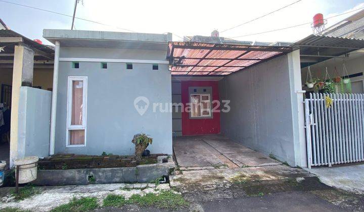 Rumah Second Murah di Komplek Jatihandap, Bandung 1