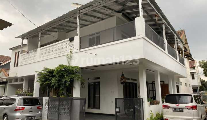 Rumah Bagus Unfurnished SHM Ciwastra, Bandung