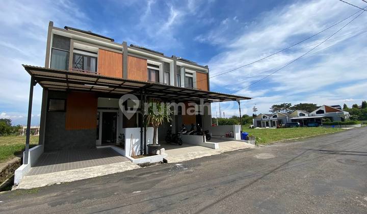 Rumah Bagus Unfurnished SHM Arcamanik, Bandung