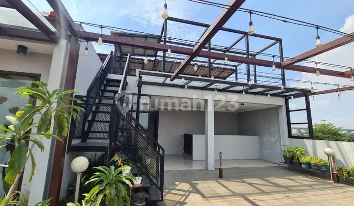 Rumah Besar Terawat Bagus Unfurnished SHM Ciwastra, Bandung