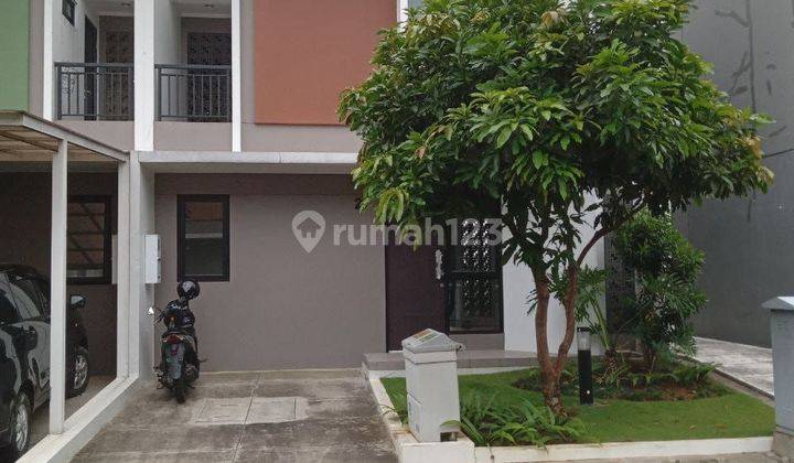 Rumah 2 Lantai di Cluster Summarecon Gede Bage, Bandung 1