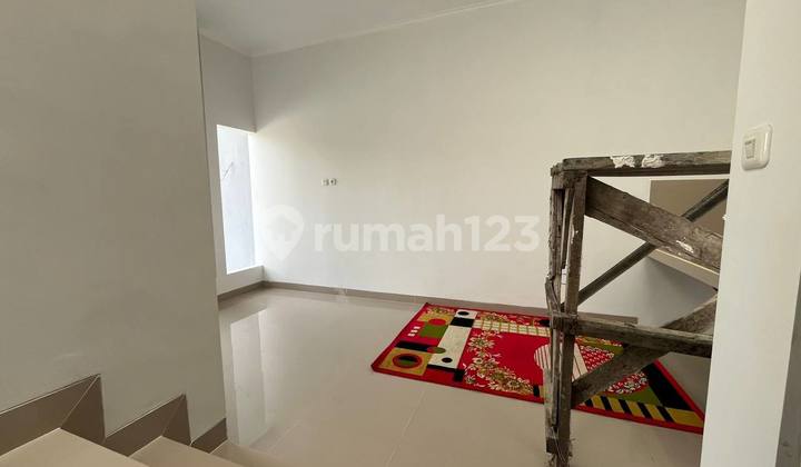 Rumah Baru 2 Lantai Shm,Di Bojongsoang