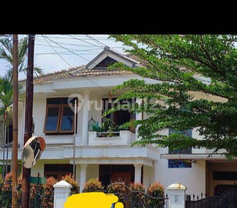 Rumah Luas Terawat di Suryalaya Buahbatu Bandung Rumah Luas Terawat di Suryalaya Buahbatu Bandung
