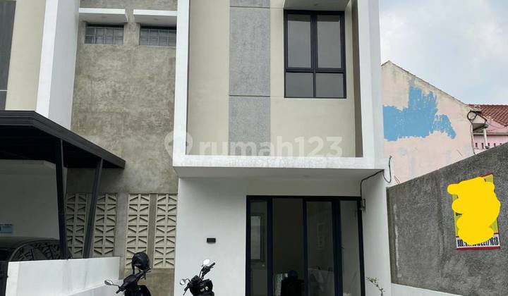 Rumah Modern 2 Lantai Siap Huni, di Panyileukan