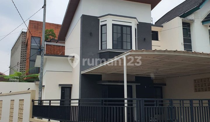 Rumah Baru HOOK LT 120 di Komplek Margacinta, Bandung 1