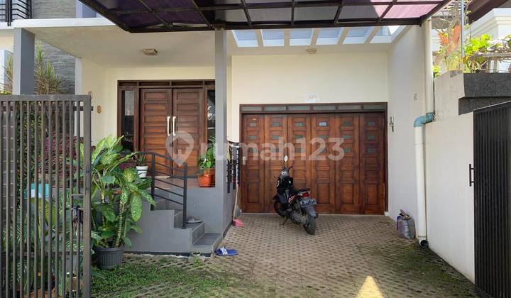 Rumah Bagus Semi Furnished SHM Ciwaruga, Bandung 2