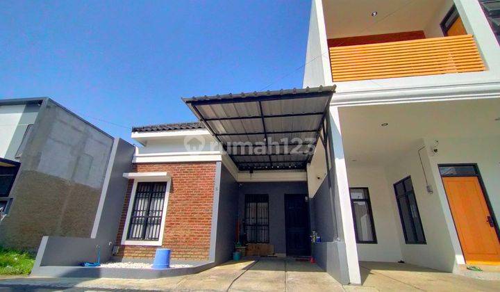 Rumah Cantik di Cluster Ekslusif di Cihanjuang, Bandung 1