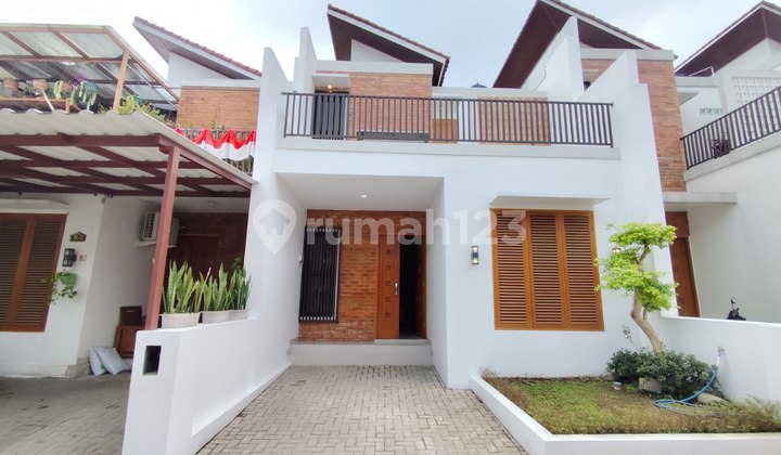 Rumah Bagus Aesthetic Unfurnished SHM Cimahi, Bandung