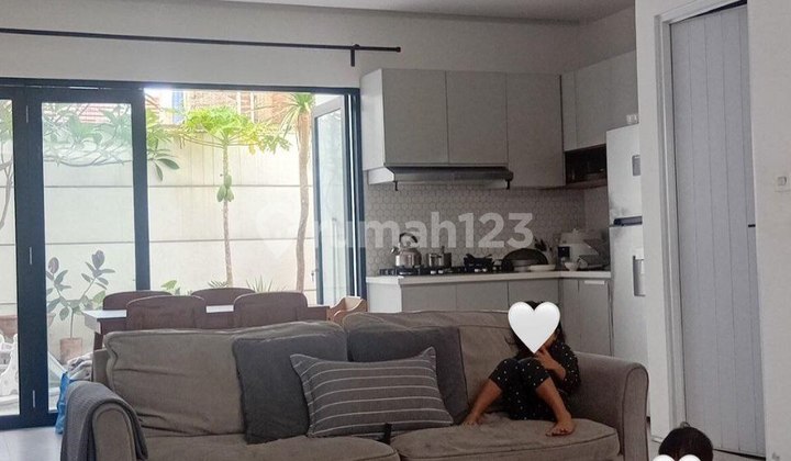 Beautiful Aesthetic House Unfurnished SHM Arcamanik, Bandung 2