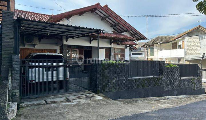 Rumah Hook Terawat di Gunung Batu Pasteur, Bandung 1