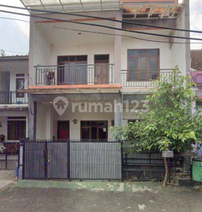 Rumah 3 Lantai di Panghegar Gedebage, Bandung 1