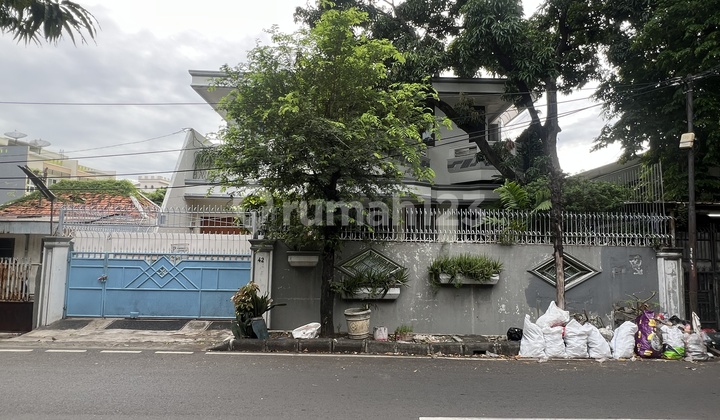 Ready-to-Live House in Central Jakarta Near Mall, Supermarket, Culinary Spots, Hospital, and Toll Access 2