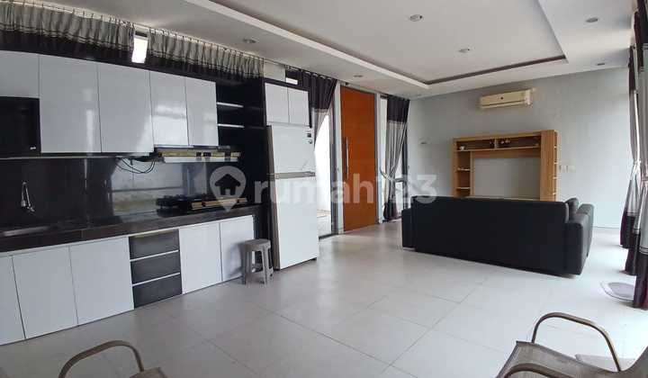 Rumah Besar Mewah Siap Huni di Naraya Citraland Bsb City 2