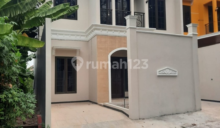 Strategic Move-in Ready House Near UNDIP in Tirto Agung