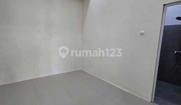 Rumah Nyaman Siap Pakai di Banowati Raya Semarang Utara 2