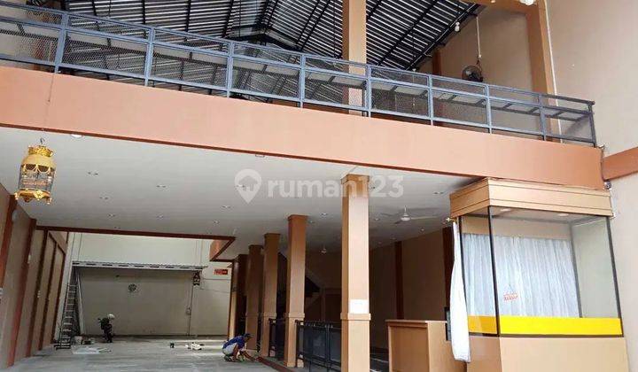 Dijual Tempat Usaha Lokasi Strategis Woltermonginsidi Genuk Semarang  2