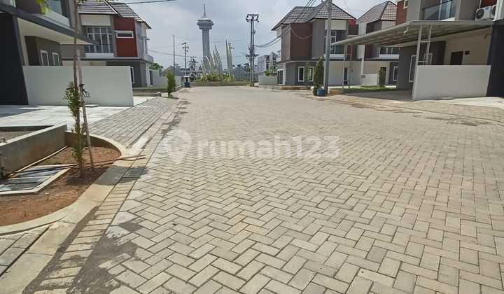 Rumah Bagus Siap Pakai di Mutiara Arteri Gayamsari 2