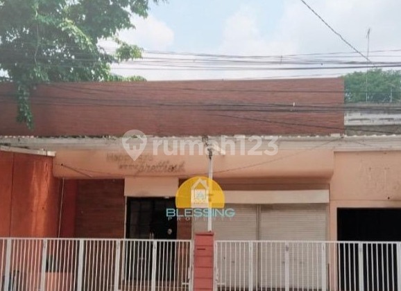 Premium Strategic Business Space Ready for Use on Singosari Street