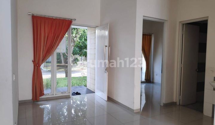 For Rent: Comfortable Residence at a Strategic Location, Graha Padma (Near Highway and City Center)