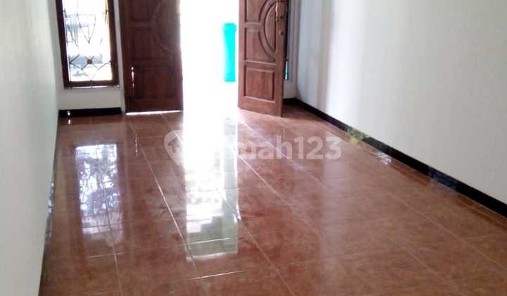 Disewakan Rumah Lokasi Strategis ( Dekat Undip Dan Akses Tol) 2
