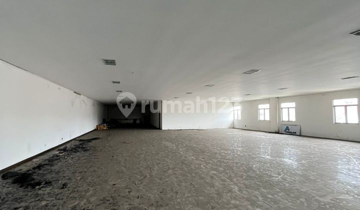 Gedung Luas Cocok Untukdi Wr. Supratman Semarang Barat 2