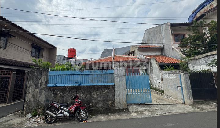 House for Sale Fast, Location 300 Meters to MRT Block A House for Sale Fast, Location 300 Meters to MRT Block A