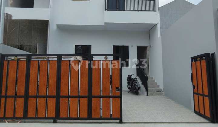 Dijual Rumah Baru Lokasi Strategis Kalisari Jakarta Timur