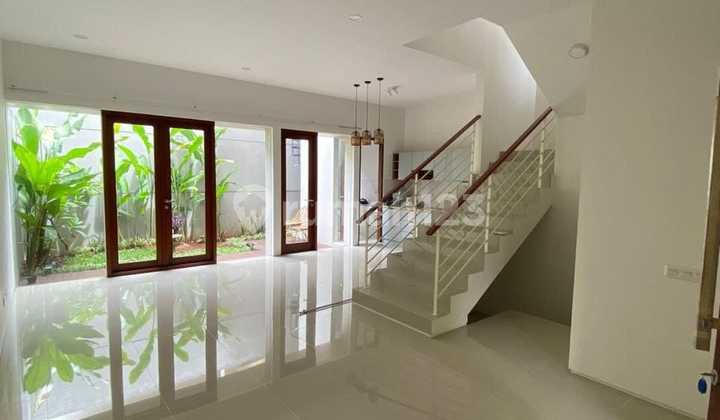 Dijual Rumah 2 Lantai Premium Modern Minimalis Larangan Kota Tangerang 2