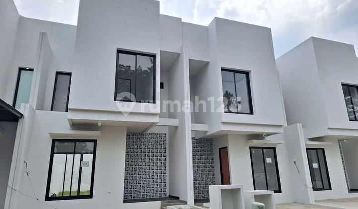 Dijual Rumah Baru Exlusive Asri Lokasi Strategis Bsd Tangsel