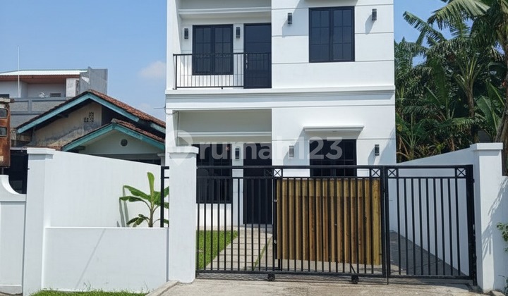 Dijual Rumah 2 Lantai Lokasi Jagakarsa Jaksel