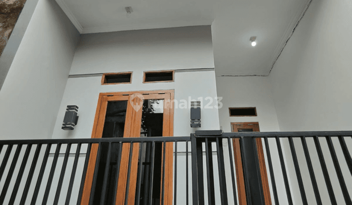 Dijual Rumah Baru 2 Lantai Akses Motor Siap Huni Utan Kayu Jaktim 1