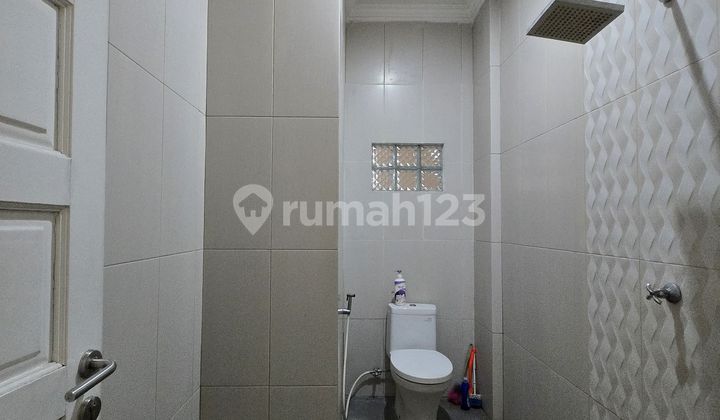 Dijual Rumah Secondary Terawat Strategis Cipinang Besar Jaktim 2