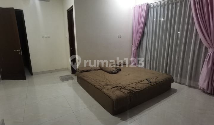 Dijual Rumah Mewah 3 Lantai Full Furnish Banjar Wijaya Tangerang 2
