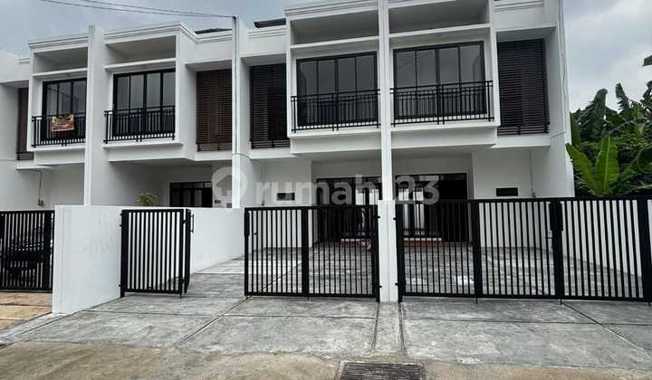 Dijual Rumah Baru Design Modern Tropis Lokasi Ciputat Tangsel