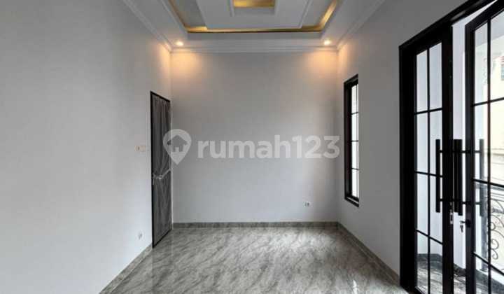 Dijual Rumah Baru Design American Classic Lokasi Jagakarsa Jaksel 2