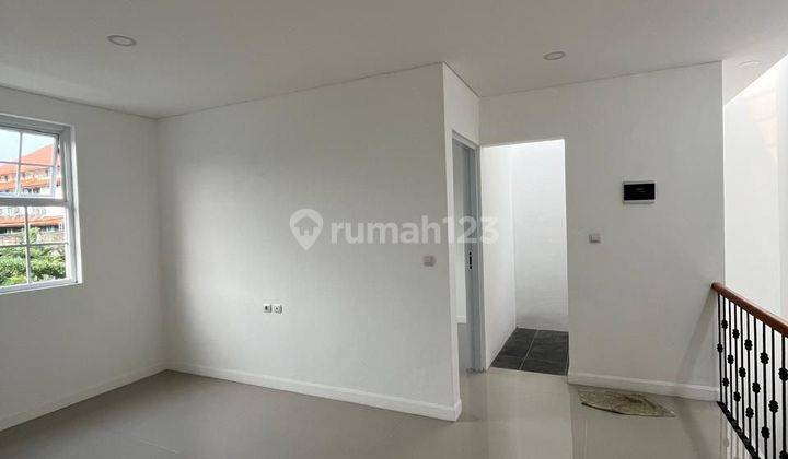 Dijual Rumah Baru Design American Modern Cinere 2