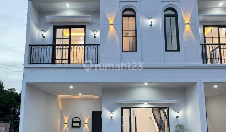 Dijual Murah Rumah Baru Design American Classic Jagakarsa Jaksel 1