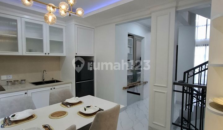 Dijual Rumah Baru Lokasi Strategis Mampang Prapatan Jaksel 2