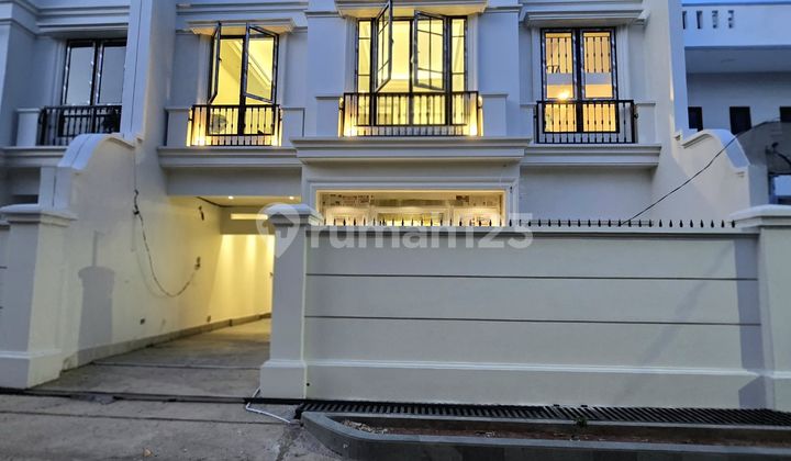 Dijual Rumah Mewah American Classic Cempaka Putih Jakarta Pusat Dijual Rumah Mewah American Classic Cempaka Putih Jakarta Pusat