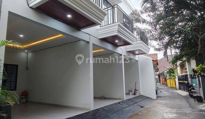 Rumah Baru 2 Lantai Siap Huni Modern Classic Ciracas Jaktim 2