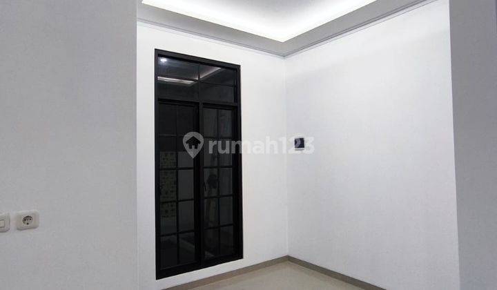 Dijual Rumah Baru Dua Lantai Di Lubang Buaya Jakarta Timur 2