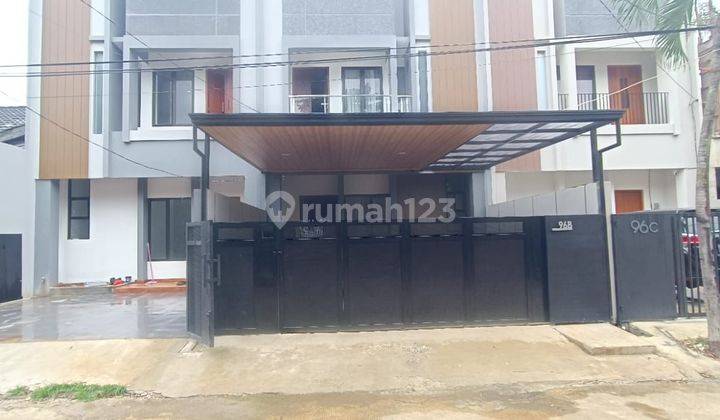 Dijual Rumah Baru Design Tropical Lokasi Cinere 2