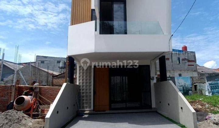 Dijual Rumah Baru Design Tropicals Home Cinere 1