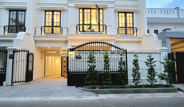 Dijual Rumah Mewah Design American Classic Cempaka Putih Jakpus Dijual Rumah Mewah Design American Classic Cempaka Putih Jakpus