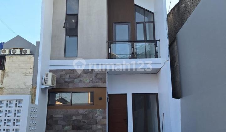 Dijual Rumah Baru Design Scandinavian Serua Ciputat Tangsel