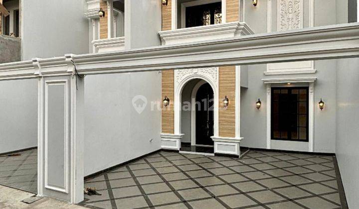 Dijual Rumah Baru Design American Classic Jagakarsa Jaksel 1