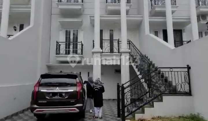 Dijual Rumah Baru Design Modern Classic Jagakarsa Jakarta Selatan